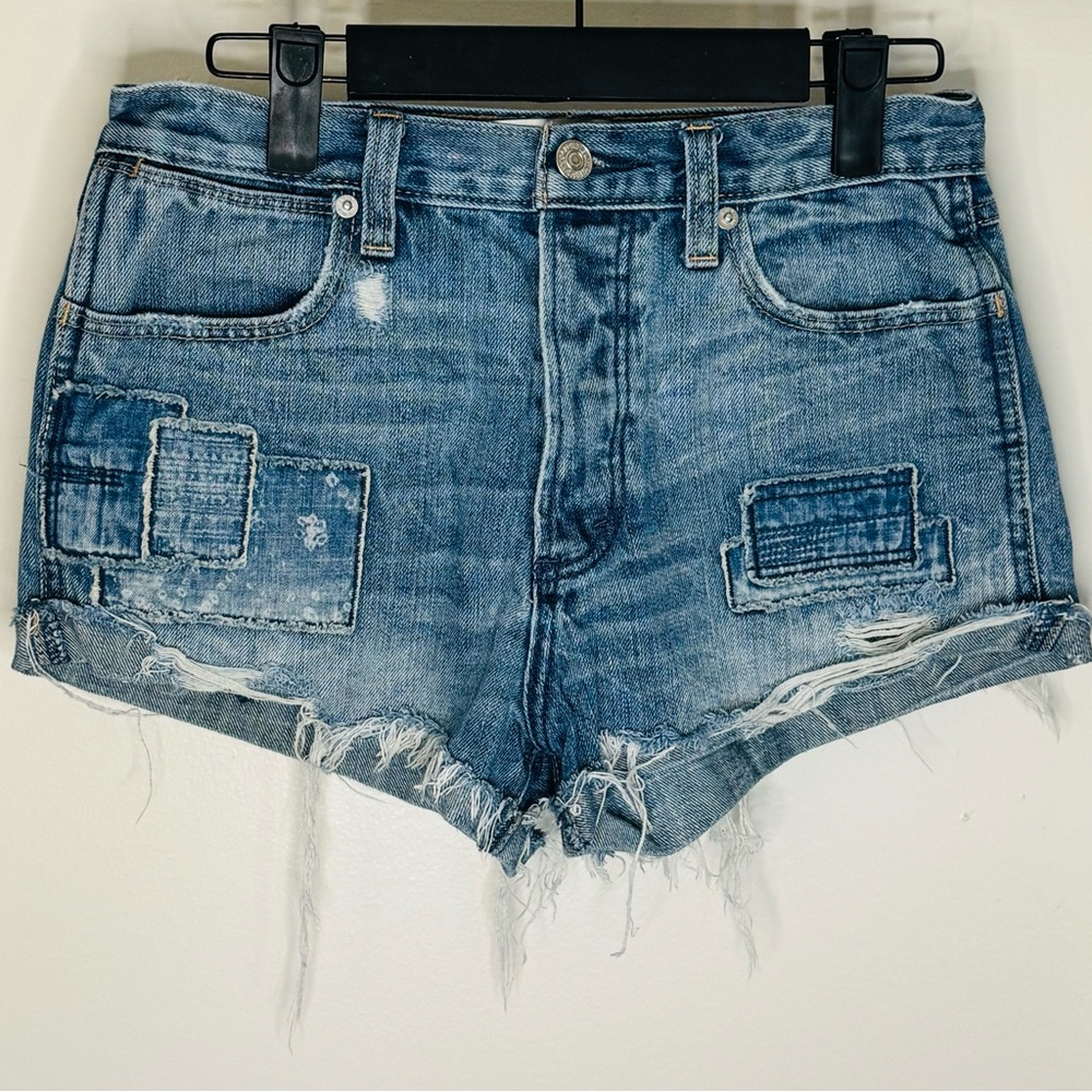 Abercrombie & Fitch | Light Wash High Rise Jean Short | SIze 0